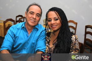 Confiram as fotos da Sextaneja com cantor Julyano Barreto