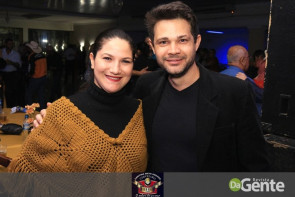 Confiram as fotos da Sextaneja com cantor Julyano Barreto