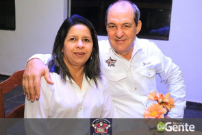 Confiram as fotos da Sextaneja com cantor Julyano Barreto