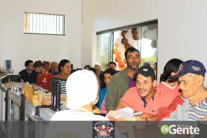 Confiram as fotos da inauguração da panificadora Art's Das Massas 02