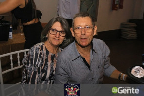 Confiram as fotos do "show Raízes sertanejas"