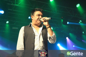 Confiram as fotos do "show Raízes sertanejas"