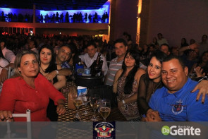 Confiram as fotos do "show Raízes sertanejas"