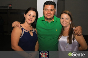 Confiram as fotos do "show Raízes sertanejas"