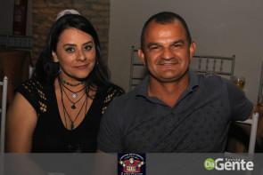 Confiram as fotos do "show Raízes sertanejas"