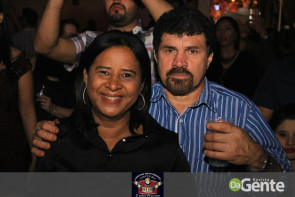 Confiram as fotos do "show Raízes sertanejas"