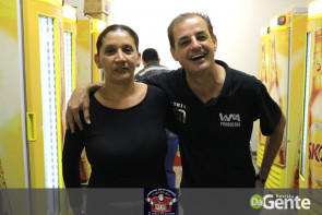 Confiram as fotos do "show Raízes sertanejas"