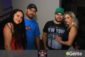 Confiram as fotos do "show Raízes sertanejas"