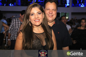 Confiram as fotos do "show Raízes sertanejas"