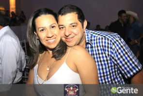 Confiram as fotos do "show Raízes sertanejas"