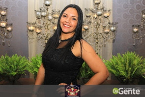 Confiram as fotos do "show Raízes sertanejas"