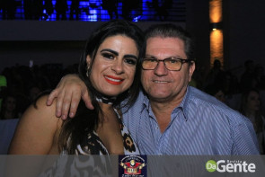 Confiram as fotos do "show Raízes sertanejas"