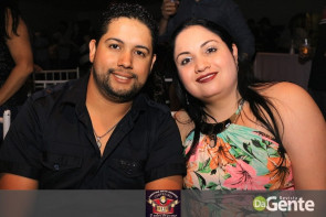 Confiram as fotos do "show Raízes sertanejas"