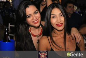 Confiram as fotos do "show Raízes sertanejas"