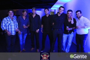 Confiram as fotos do "show Raízes sertanejas"