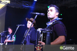 Confiram as fotos do "Baile do Chopp"