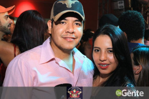 Veja os clicks do show Felipe Araújo