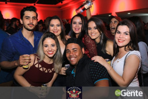 Veja os clicks do show Felipe Araújo