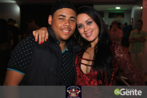 Veja os clicks do show Felipe Araújo