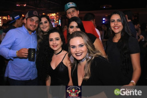 Veja os clicks do show Felipe Araújo