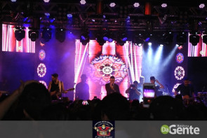 Veja os clicks do show Felipe Araújo