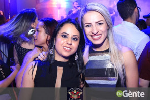 Veja os clicks do show Felipe Araújo