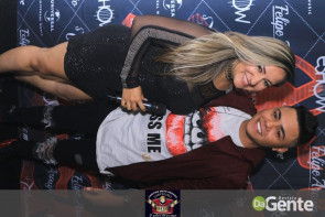 Veja os clicks do show Felipe Araújo