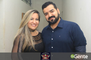 Veja os clicks do show Felipe Araújo