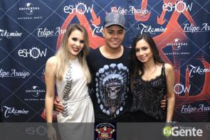 Veja os clicks do show Felipe Araújo