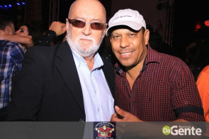 Veja os clicks do show Felipe Araújo