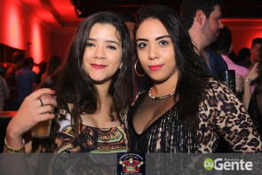 Veja os clicks do show Felipe Araújo