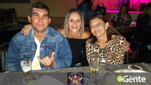 Subinspetora da GM comemora aniversário com a família