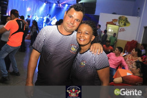 Confiram as fotos do "Baile de Formatura"