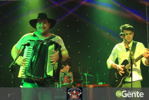 Confiram as fotos do "Baile de Formatura"