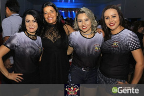 Confiram as fotos do "Baile de Formatura"