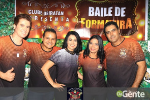 Confiram as fotos do "Baile de Formatura"