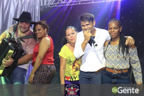 Confiram as fotos do "Baile de Formatura"