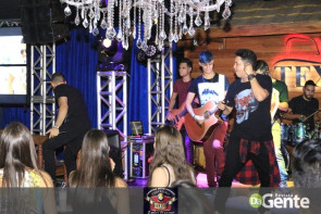 Confiram as fotos do lançamento do CD E DVD da dupla Paulo e Jean