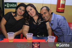 Confiram as fotos do 3º "Baile da Mini Saia"