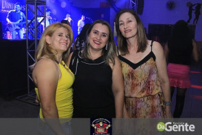 Confiram as fotos do 3º "Baile da Mini Saia"