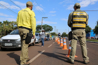 Sinalização nas ruas, fiscalização, estrutura e palestras em escolas e empresas são ações da Agetran nestes oito meses