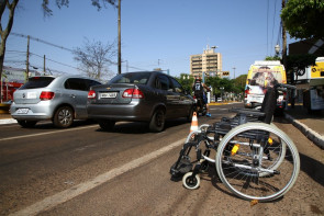 Ação aborda respeito às vagas de deficientes físicos em estacionamentos