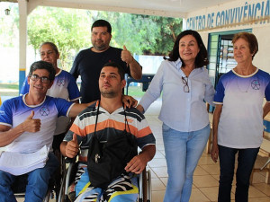 Délia participa de entrega de cadeiras de rodas e destaca ações do CCPD   ​
