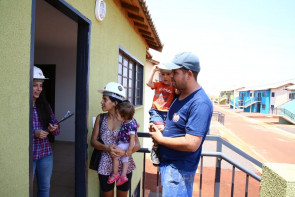 Contemplados do Ildefonso iniciam vistoria nos apartamentos