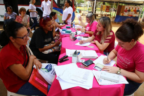 Ônibus do Projeto de Prevenção ao  Câncer atende até sexta-feira na Praça