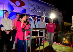 Atendimento de ônibus deve zerar  fila de exames de mamografia