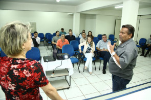 ​Reunião no Sindicom acerta detalhes para a realização do Dourados Brilha