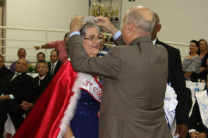 Em grande estilo, Nova Andradina elege Miss e Mister Terceira Idade