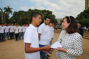 Délia participa de solenidade de  entrega de CDI da Junta Militar