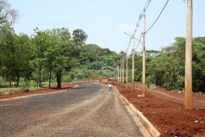 Iniciada há 70 dias, obra de asfalto  no Estrela Porã está na fase final